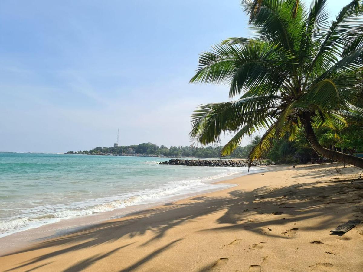 Frangipani Beach Villa Tangalle Esterno foto