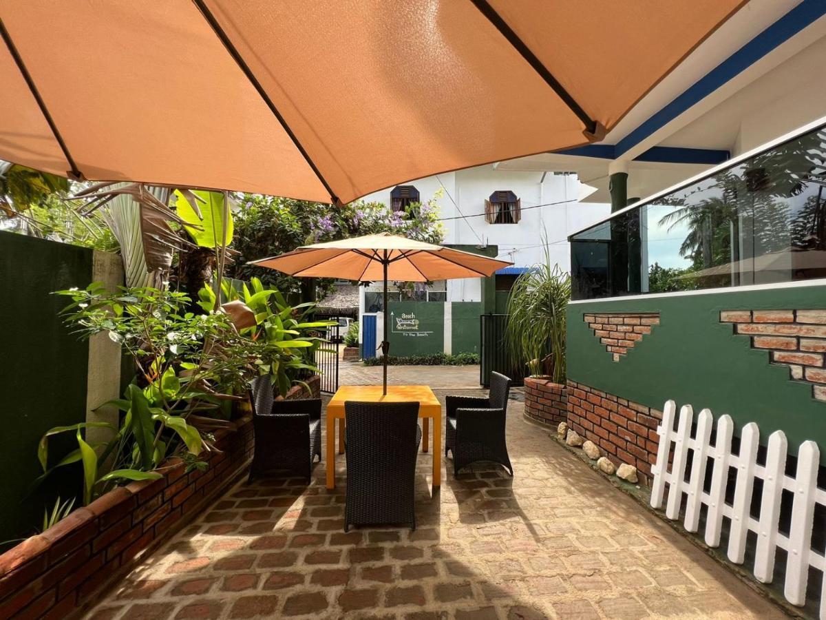 Frangipani Beach Villa Tangalle Esterno foto
