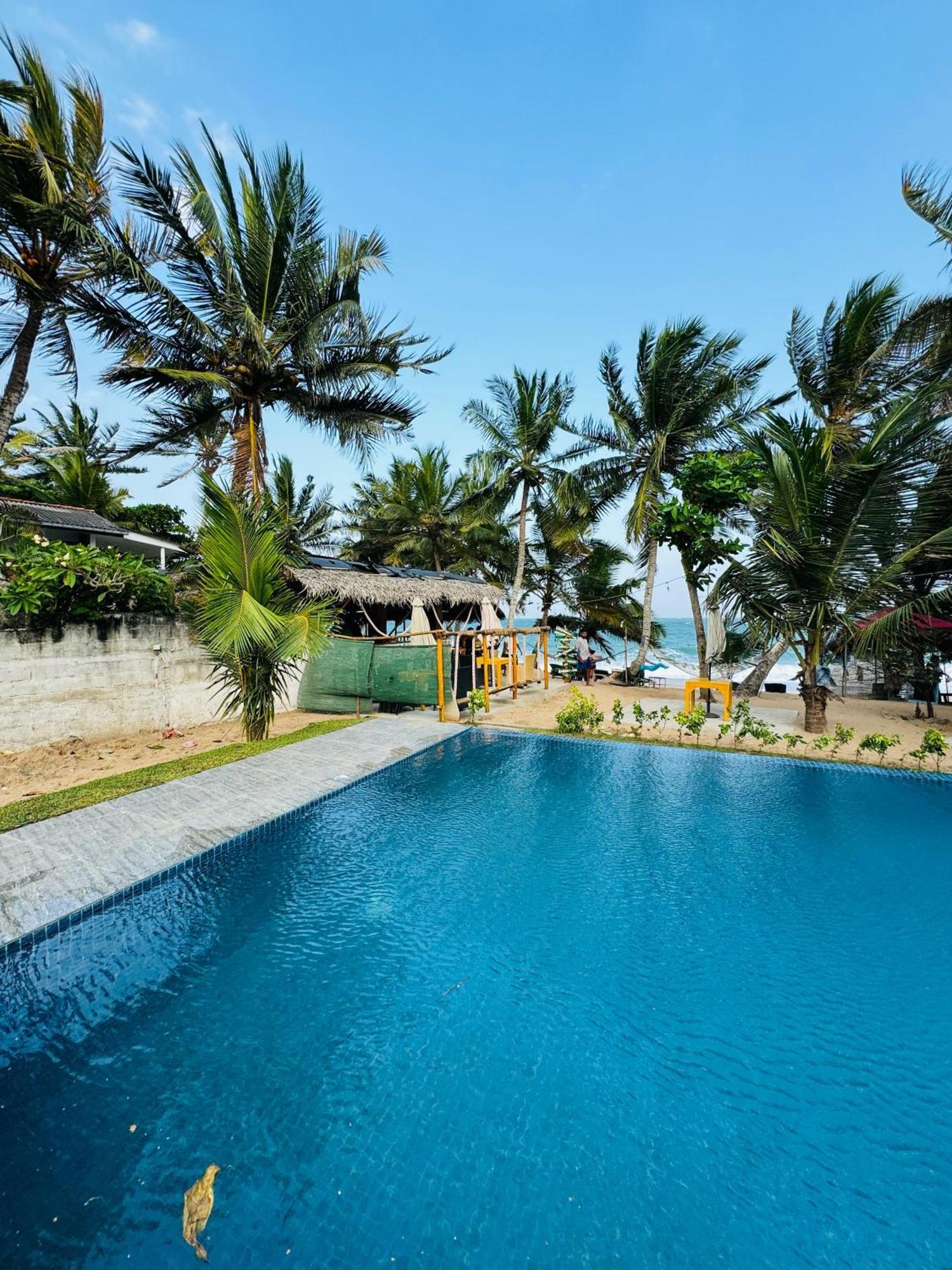 Frangipani Beach Villa Tangalle Esterno foto