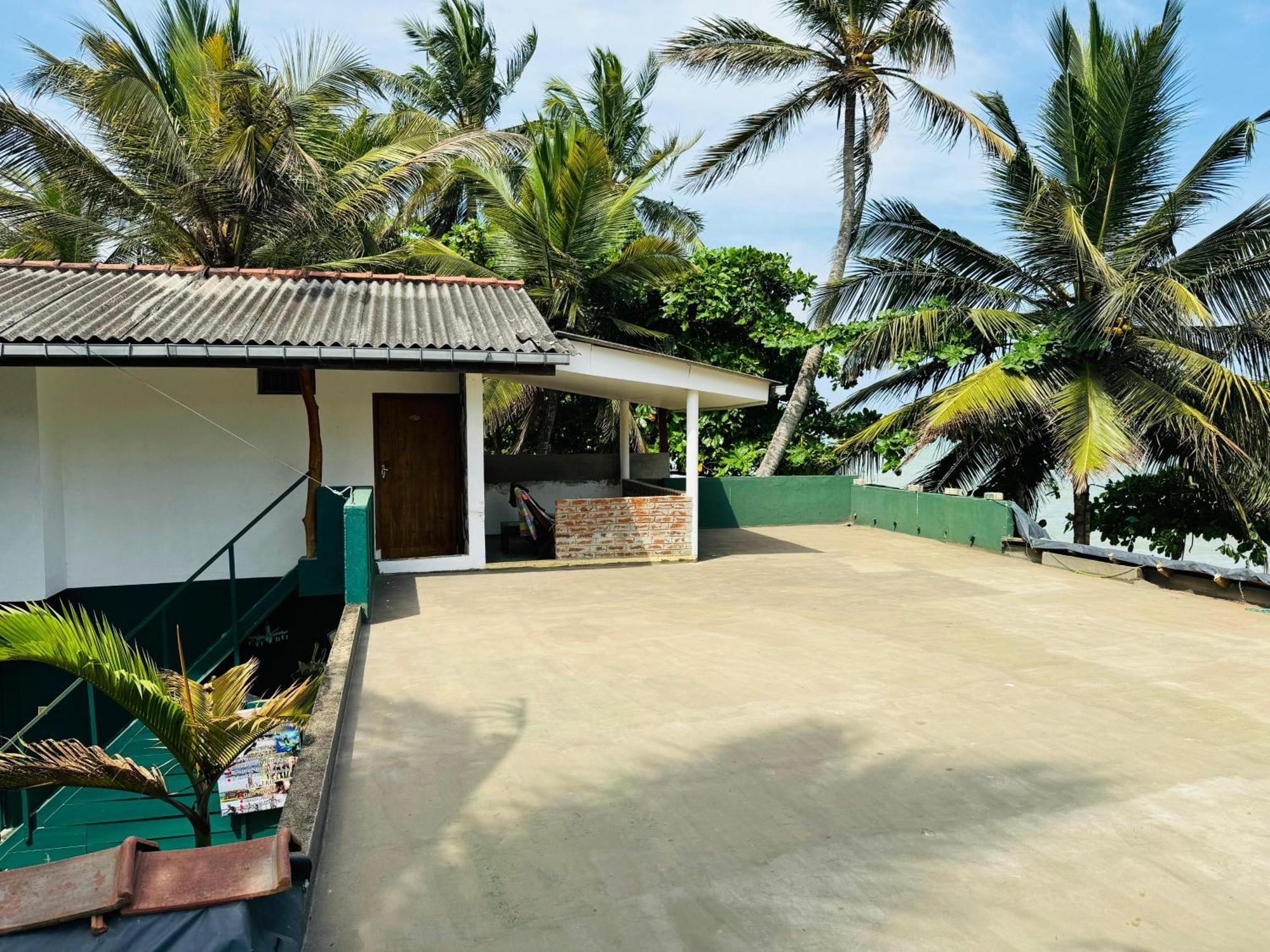 Frangipani Beach Villa Tangalle Esterno foto