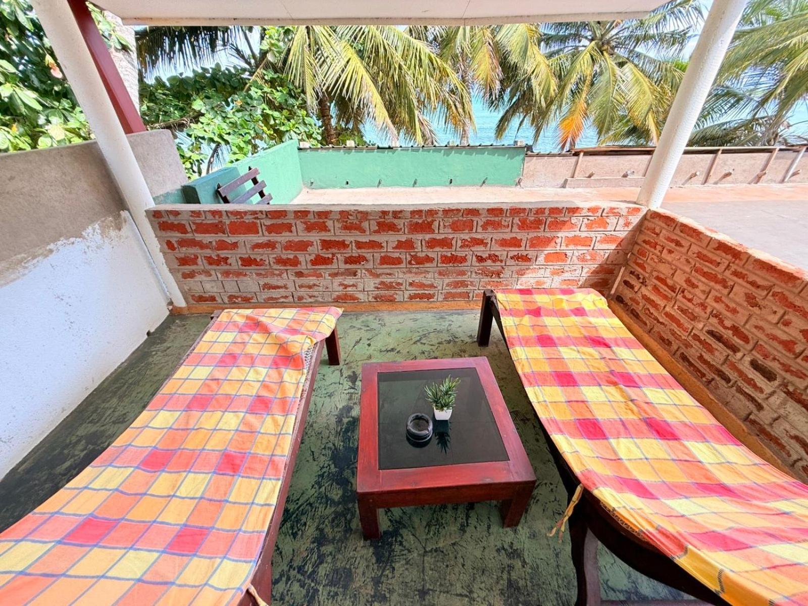 Frangipani Beach Villa Tangalle Esterno foto